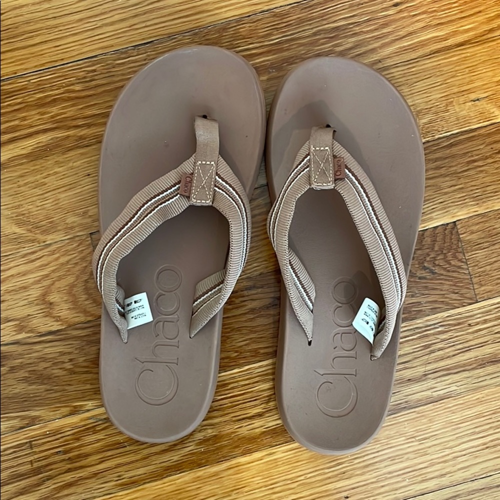 Chaco flip flops